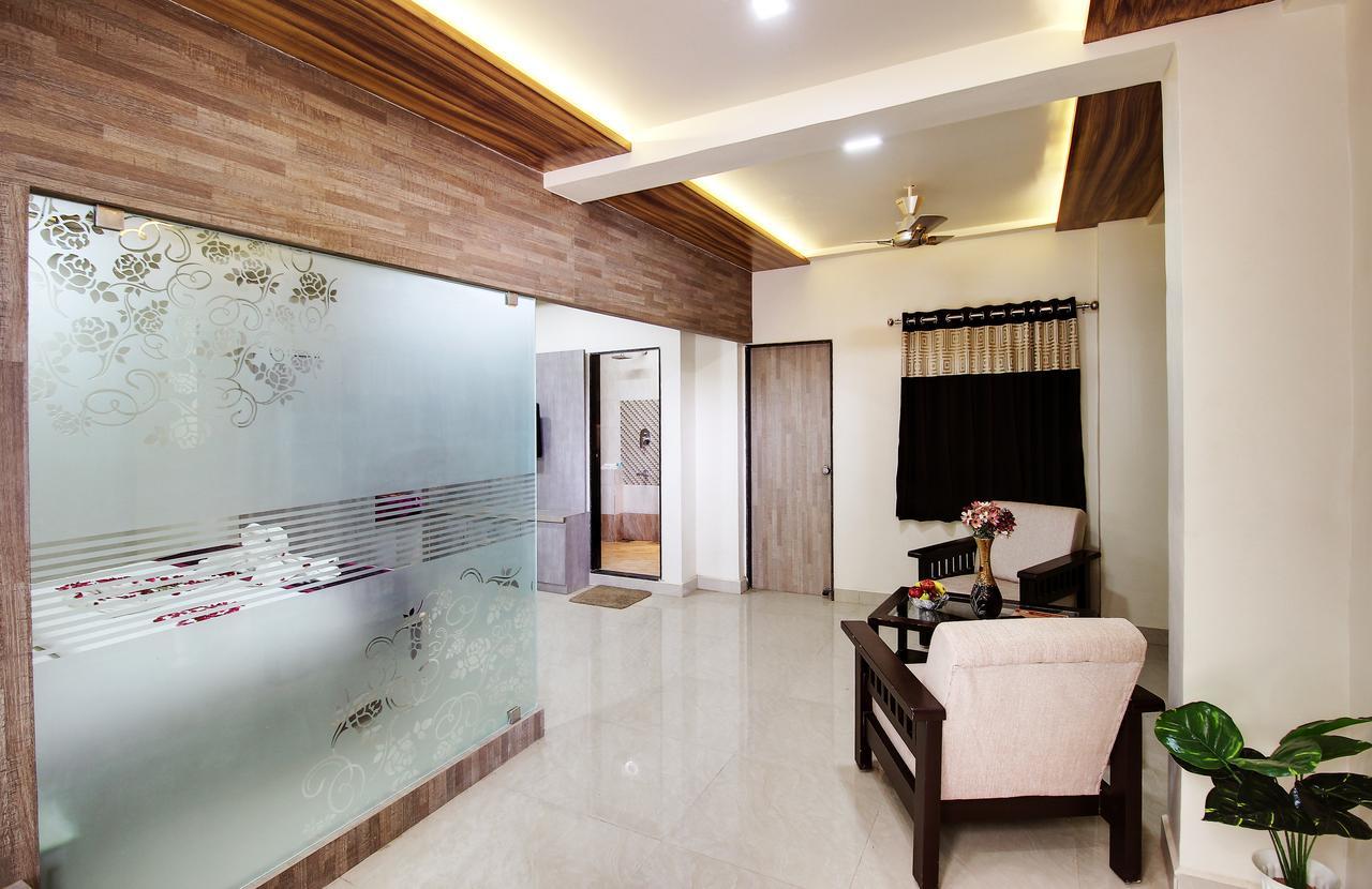 Daksh Hotel And Restaurant Talala Bagian luar foto